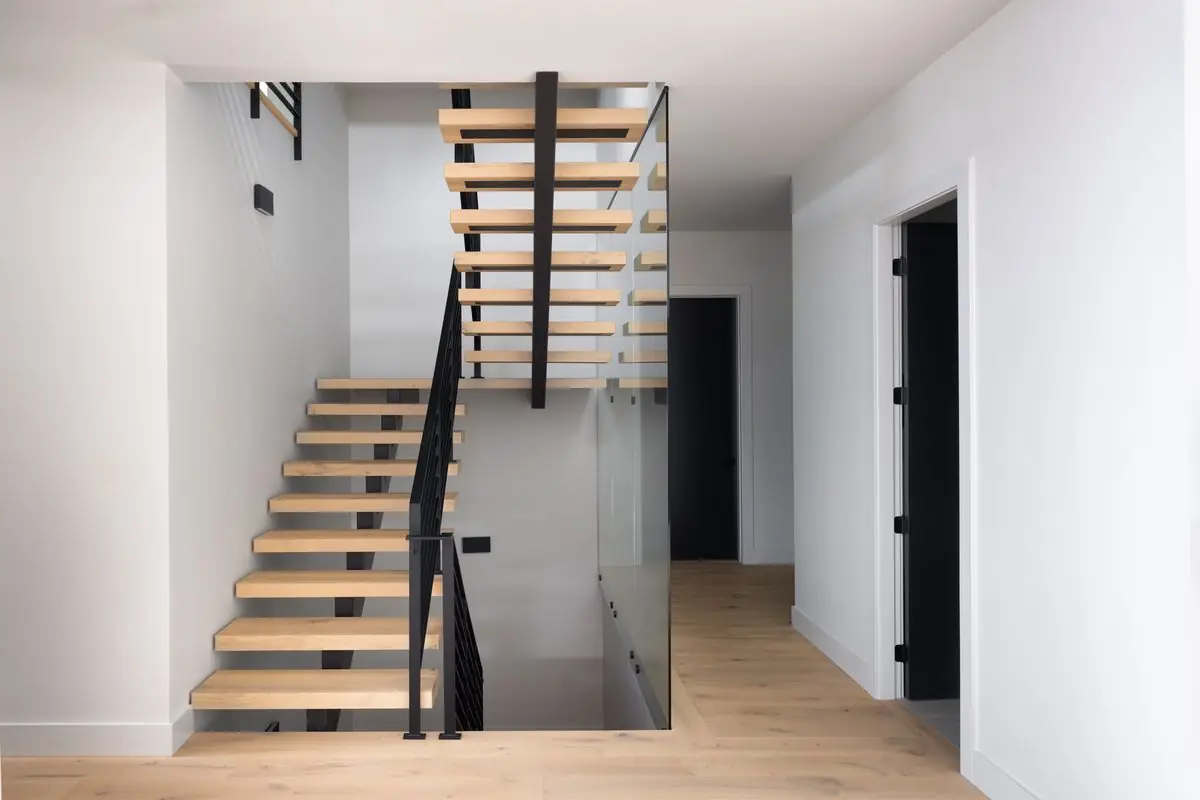 Floating stair