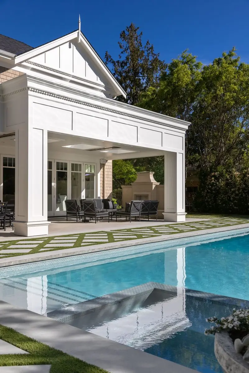 Covered pool house at the edge of the pool