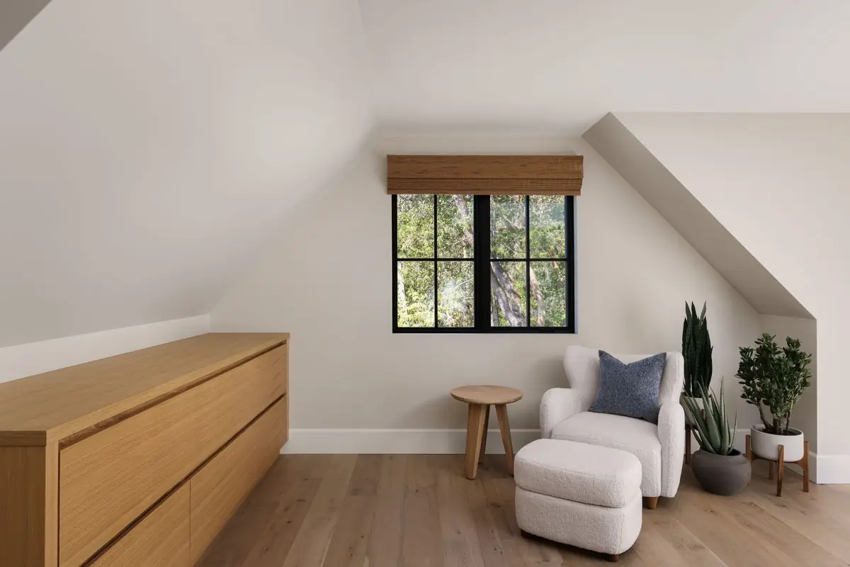 Bedroom sitting corner